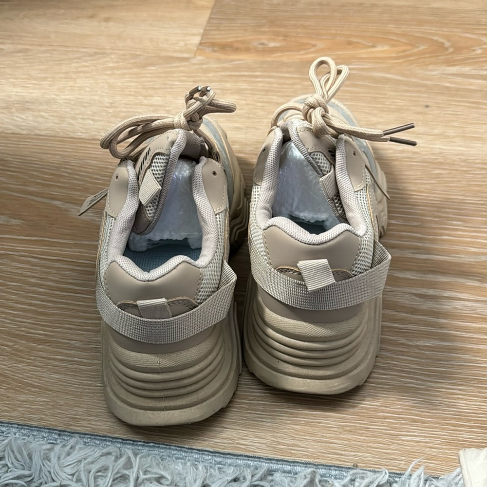 shein gym shoes cream